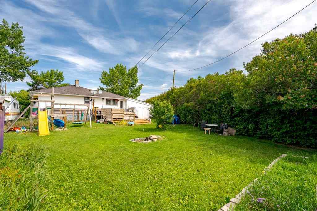 MLS® A2267704 - 841 E Nanton Street  in NONE Carstairs, Residential