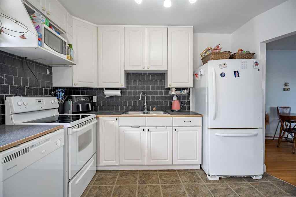 MLS® A2267704 - 841 E Nanton Street  in NONE Carstairs, Residential