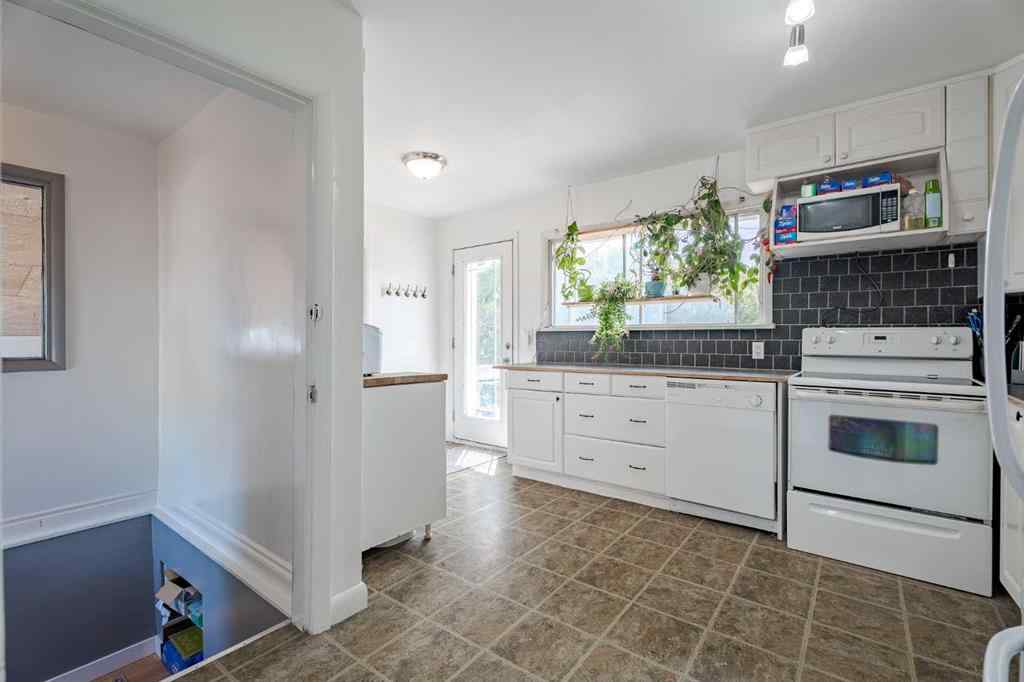 MLS® A2267704 - 841 E Nanton Street  in NONE Carstairs, Residential