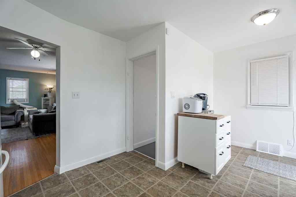 MLS® A2267704 - 841 E Nanton Street  in NONE Carstairs, Residential