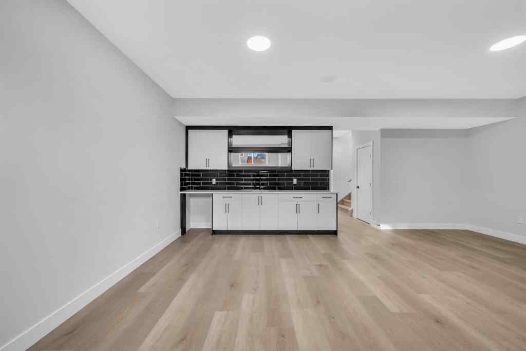 MLS® A2267705 - 203 KINNIBURGH Place  in Kinniburgh North Chestermere, Residential