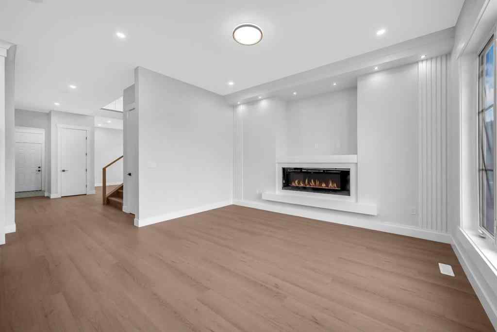 MLS® A2267705 - 203 KINNIBURGH Place  in Kinniburgh North Chestermere, Residential