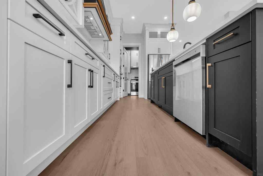 MLS® A2267705 - 203 KINNIBURGH Place  in Kinniburgh North Chestermere, Residential