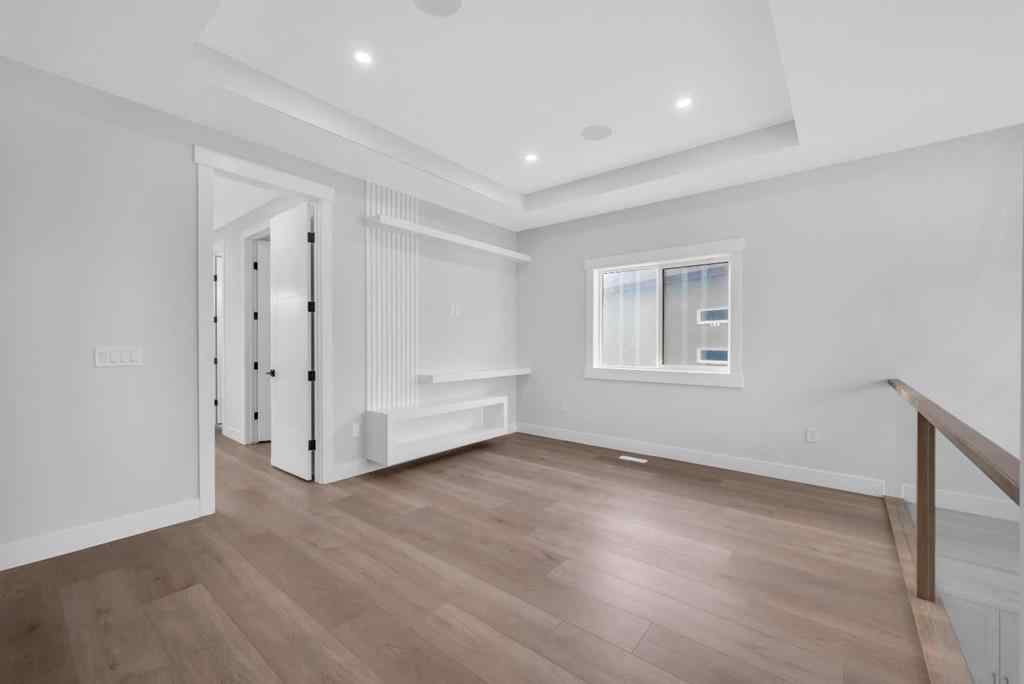 MLS® A2267708 - 327 Kinniburgh Place  in Kinniburgh North Chestermere, Residential