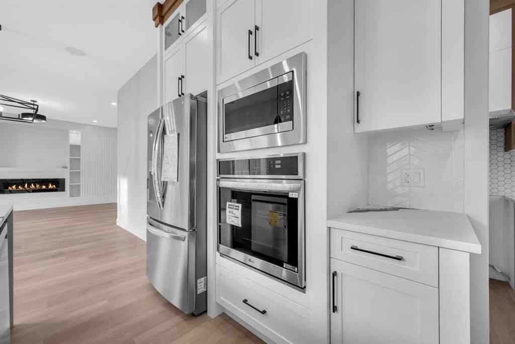 MLS® A2267708 - 327 Kinniburgh Place  in Kinniburgh North Chestermere, Residential