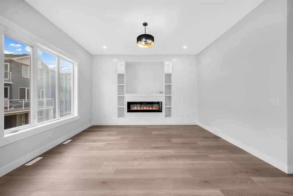 MLS® A2267708 - 327 Kinniburgh Place  in Kinniburgh North Chestermere, Residential