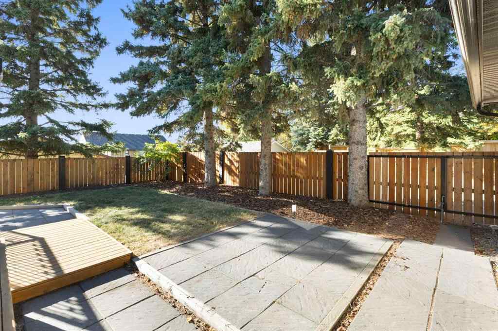MLS® A2267709 - 235 Silver Valley Boulevard NW in Silver Springs Calgary, Residential