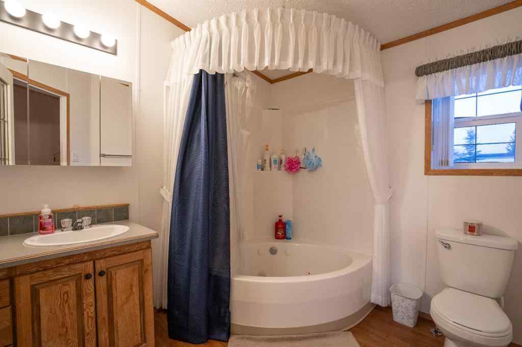 MLS® A2267711 - 707 Lawson Crescent   in NONE Donalda, Residential