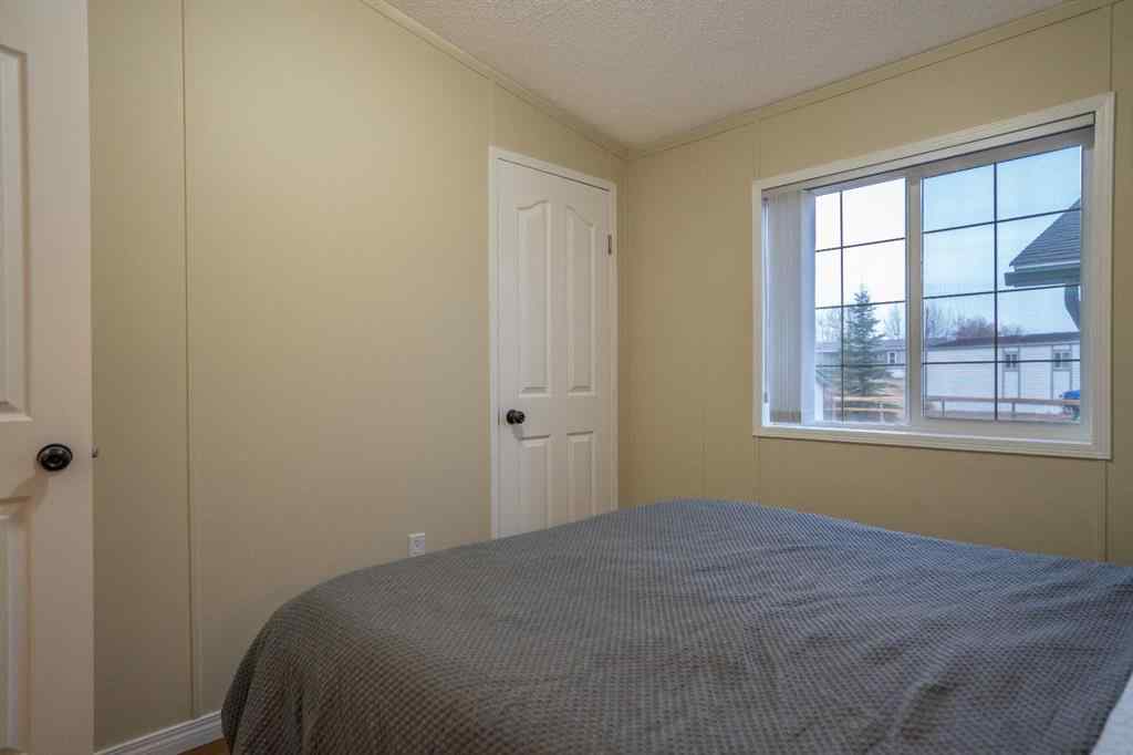 MLS® A2267711 - 707 Lawson Crescent   in NONE Donalda, Residential