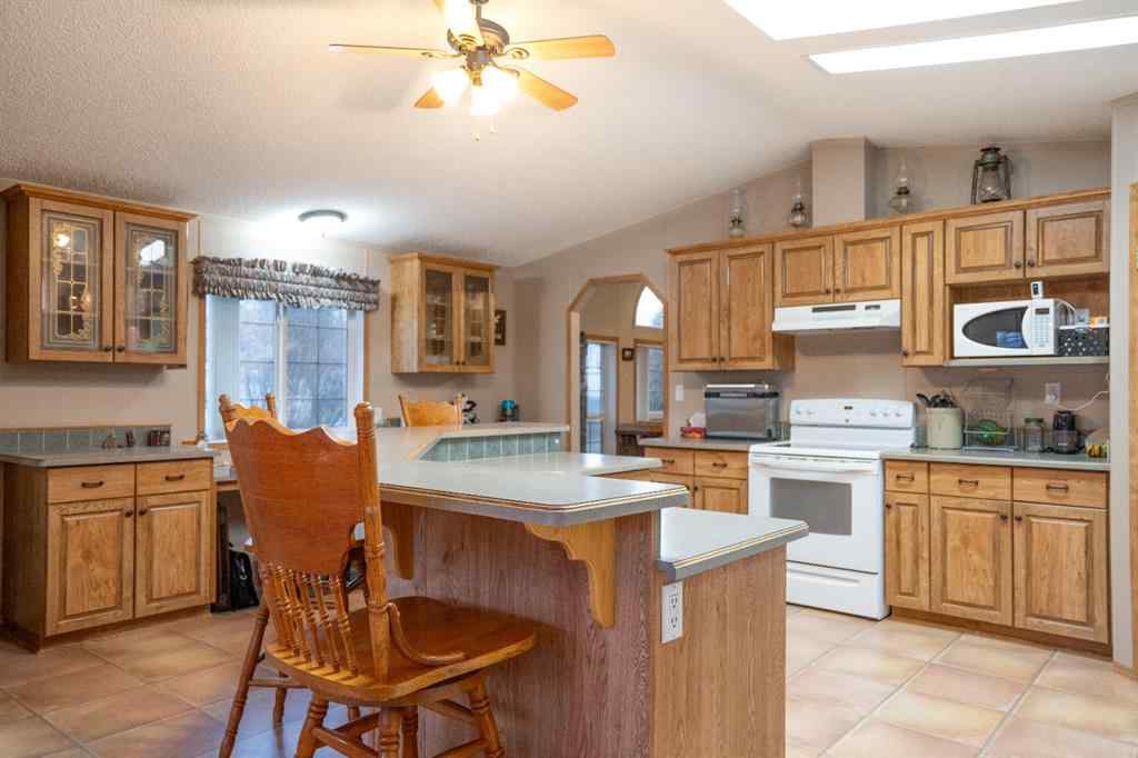 MLS® A2267711 - 707 Lawson Crescent   in NONE Donalda, Residential