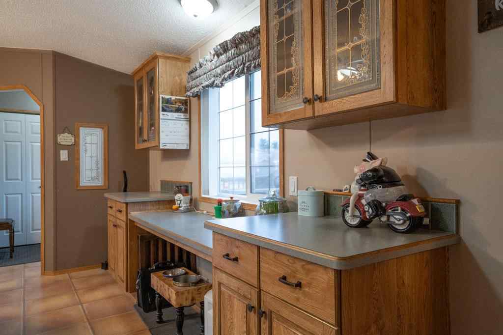 MLS® A2267711 - 707 Lawson Crescent   in NONE Donalda, Residential