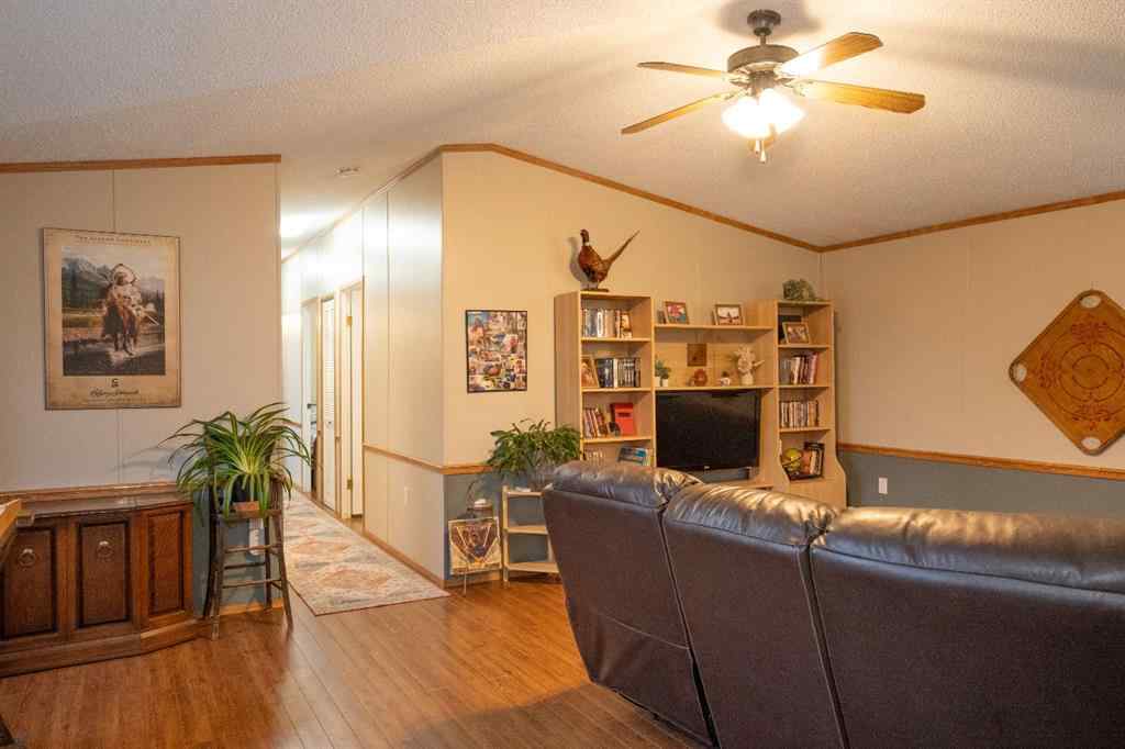 MLS® A2267711 - 707 Lawson Crescent   in NONE Donalda, Residential