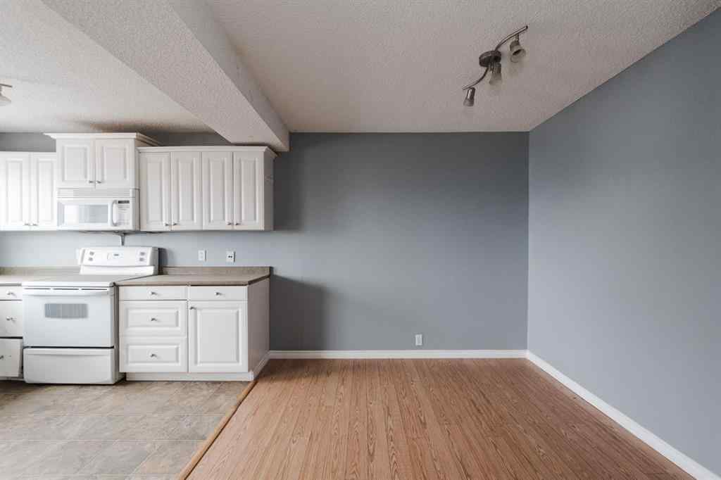 MLS® A2267715 - 106 Wylie Place  in Thickwood Fort McMurray, Residential