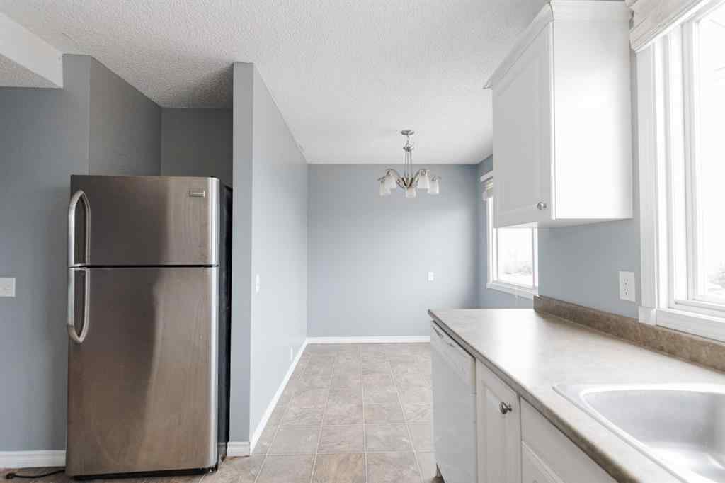 MLS® A2267715 - 106 Wylie Place  in Thickwood Fort McMurray, Residential