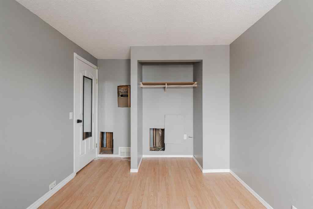 MLS® A2267715 - 106 Wylie Place  in Thickwood Fort McMurray, Residential