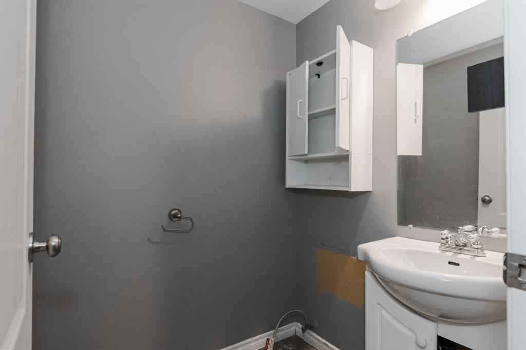 MLS® A2267715 - 106 Wylie Place  in Thickwood Fort McMurray, Residential