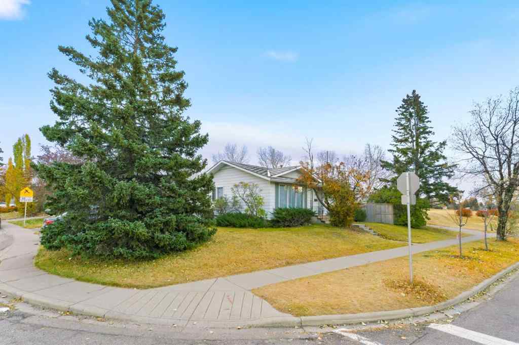 MLS® A2267718 - 5027 40 Avenue SW in Glamorgan Calgary, Residential
