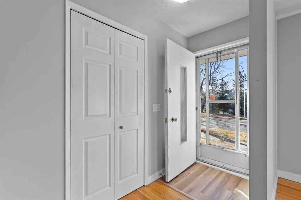 MLS® A2267718 - 5027 40 Avenue SW in Glamorgan Calgary, Residential