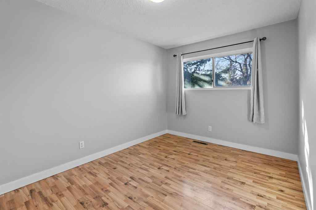 MLS® A2267718 - 5027 40 Avenue SW in Glamorgan Calgary, Residential