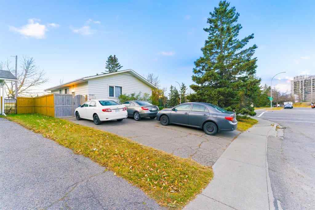MLS® A2267718 - 5027 40 Avenue SW in Glamorgan Calgary, Residential