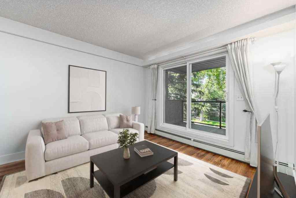 MLS® A2267722 - Unit #202 333 5 Avenue NE in Crescent Heights Calgary, Residential