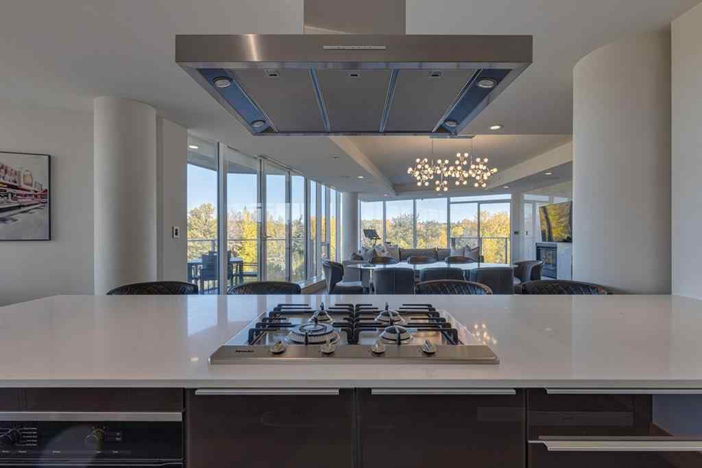 MLS® A2267725 - Unit #412 738 1 Avenue SW in Eau Claire Calgary, Residential