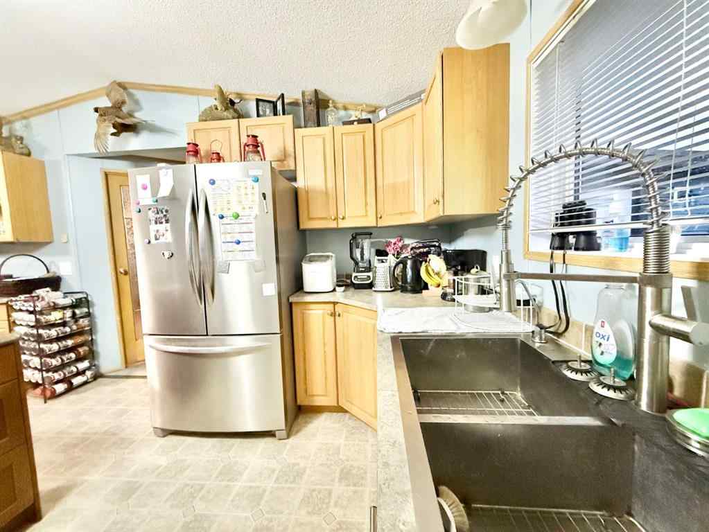 MLS® A2267729 - Unit #323 349 Railway Avenue W in NONE Duchess, Mobile