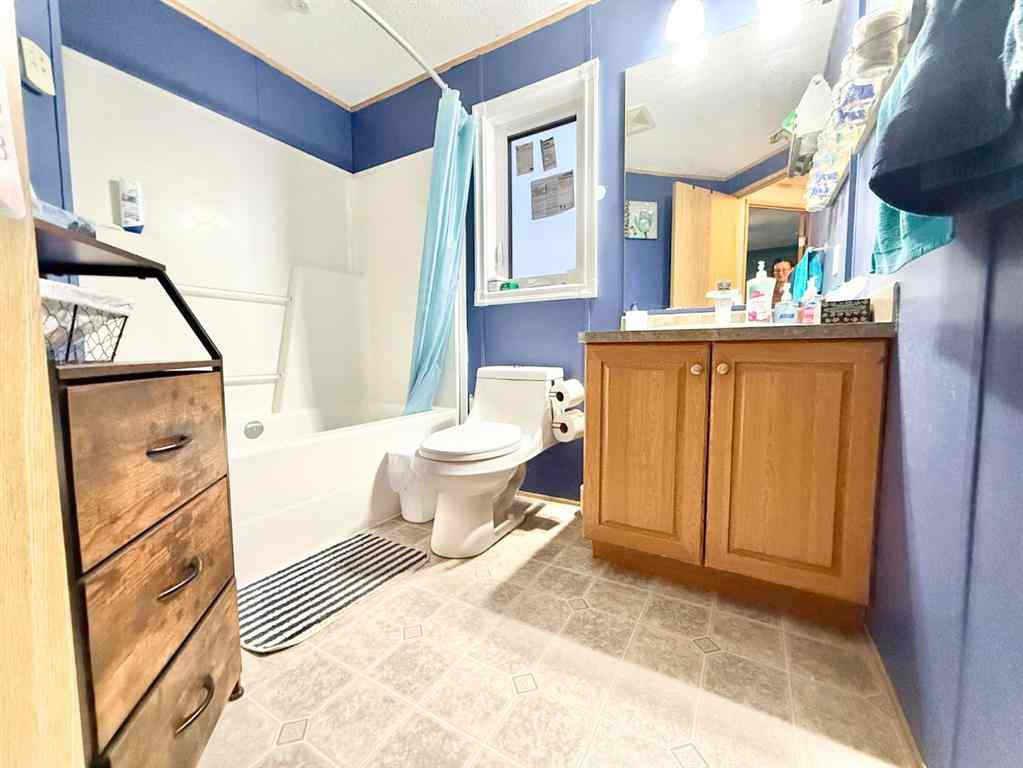 MLS® A2267729 - Unit #323 349 Railway Avenue W in NONE Duchess, Mobile