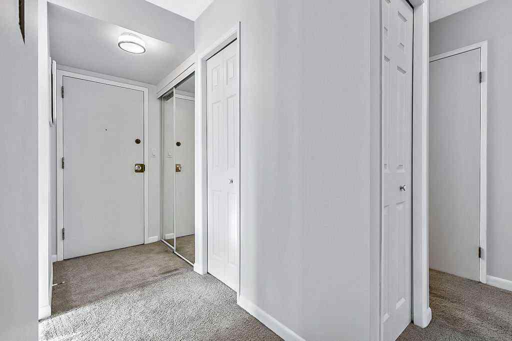 MLS&reg; # A2267731 - Unit #5 366 94 Avenue SE in Acadia Calgary, Residential Open Houses