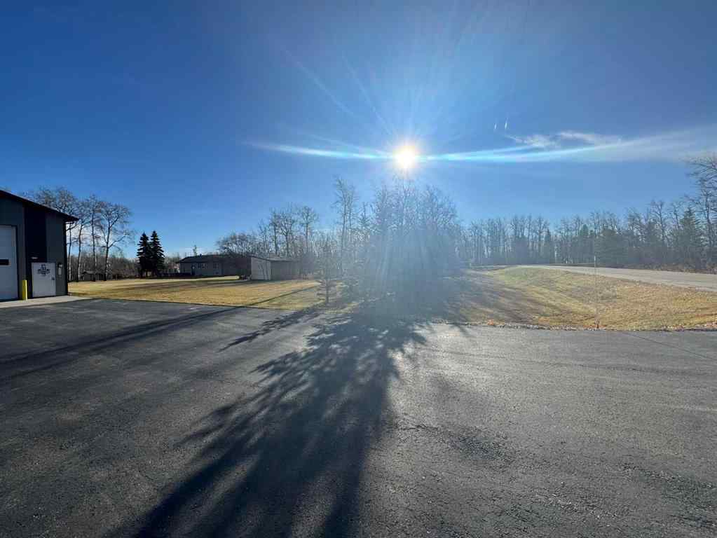 MLS® A2267732 - #2 715010 Range Road 84   in Hilltop Estates Rural Grande Prairie No. 1, County of, Residential