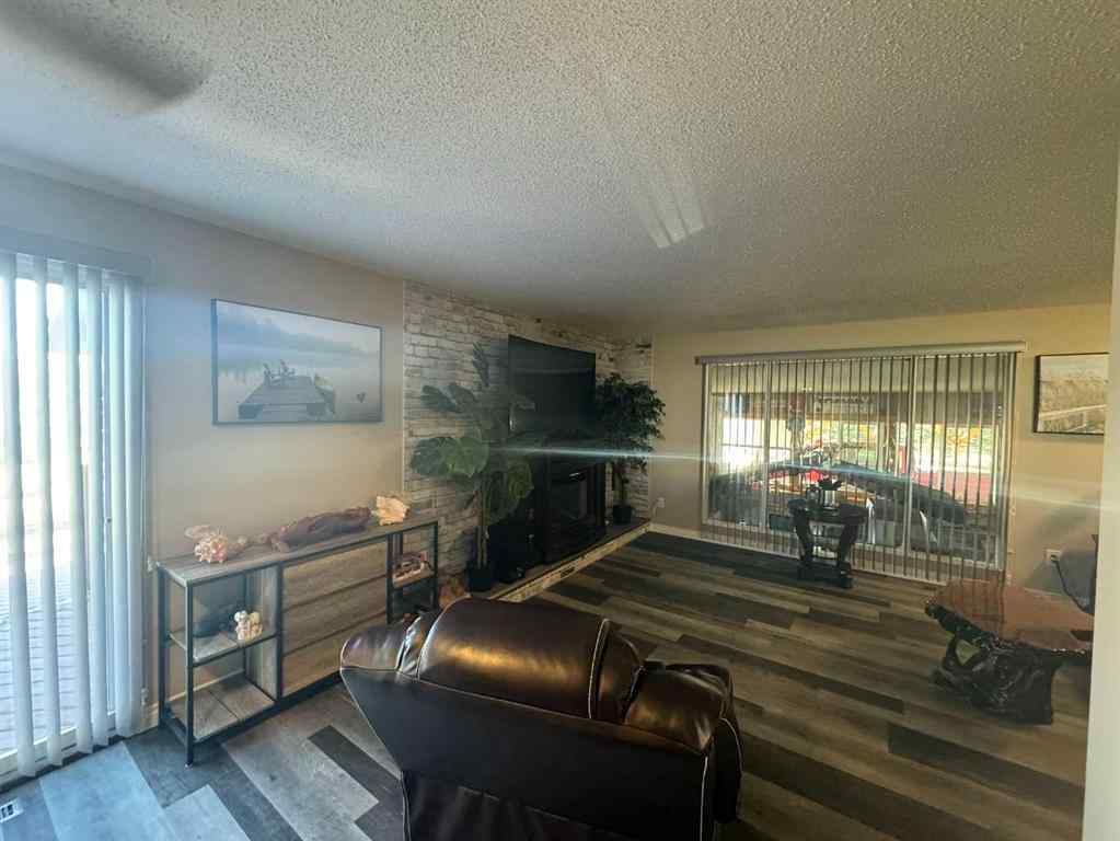 MLS® A2267732 - #2 715010 Range Road 84   in Hilltop Estates Rural Grande Prairie No. 1, County of, Residential