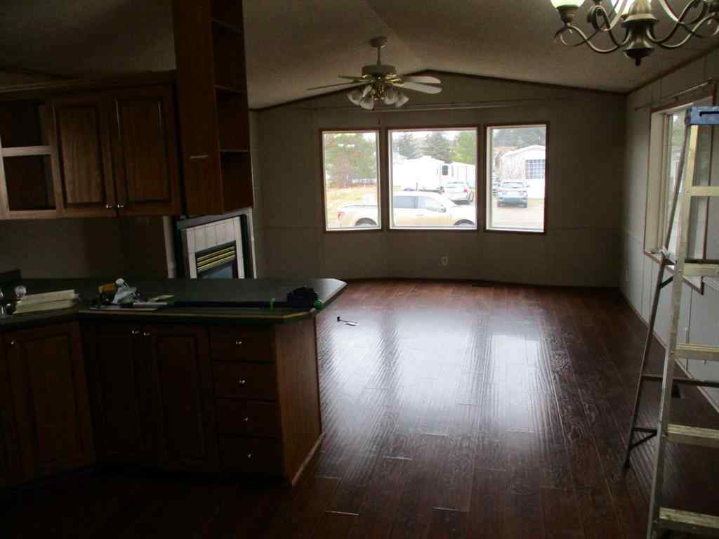 MLS® A2267733 - 912 2A Street  in NONE Manning, Mobile