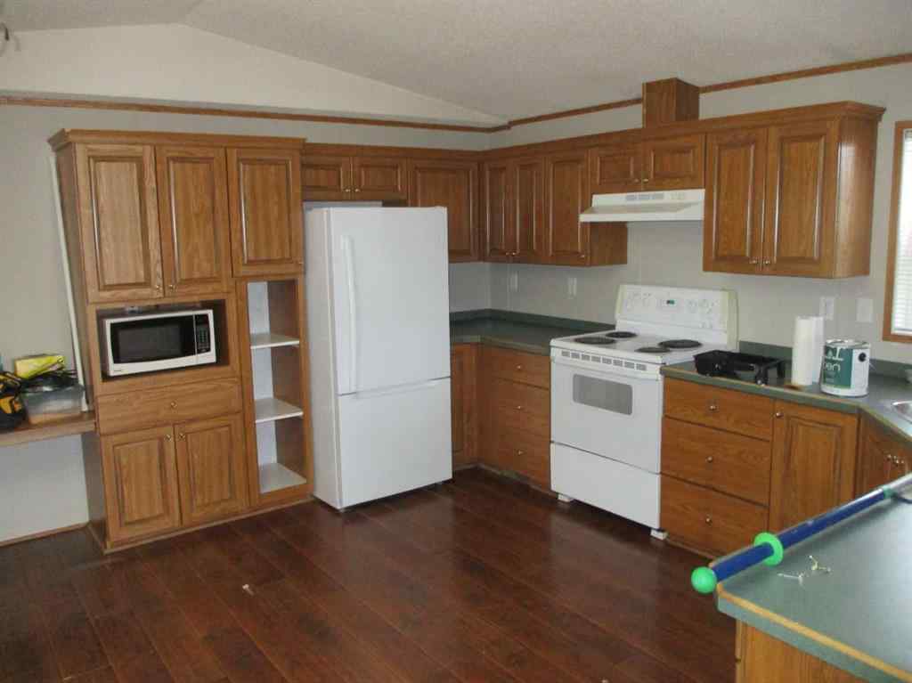 MLS® A2267733 - 912 2A Street  in NONE Manning, Mobile