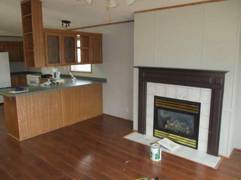 MLS® A2267733 - 912 2A Street  in NONE Manning, Mobile