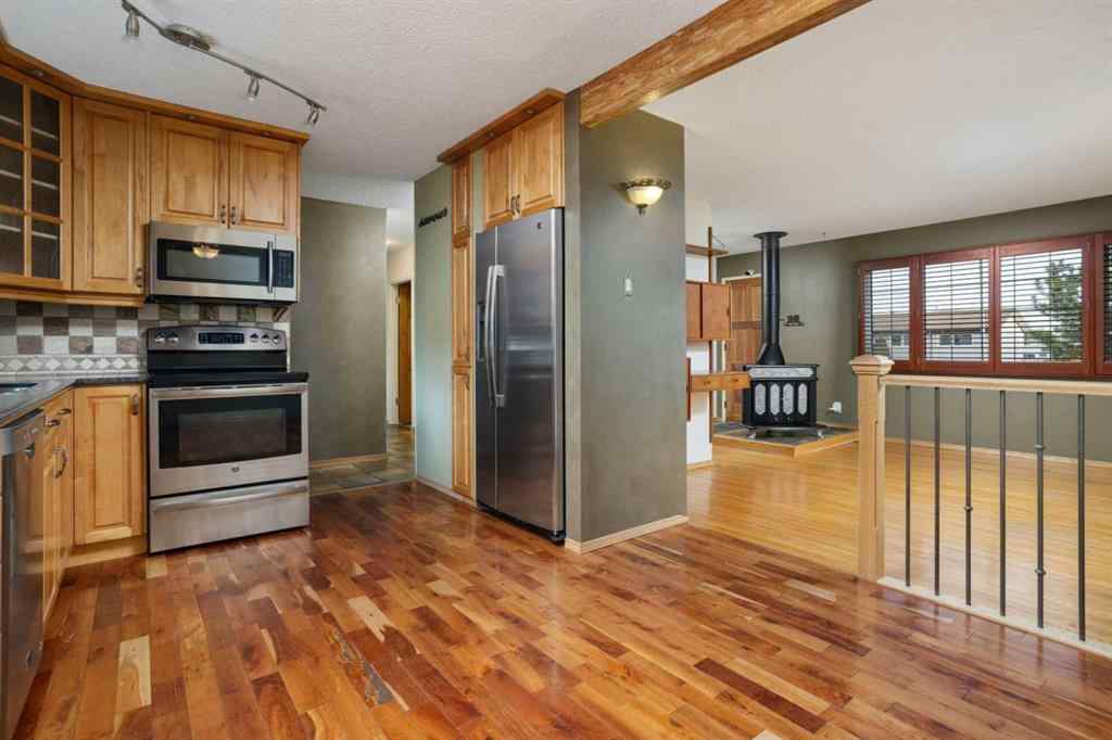 MLS&reg; # A2267735 - 9124 167 Street NW in West Meadowlark Park Edmonton, Residential Open Houses