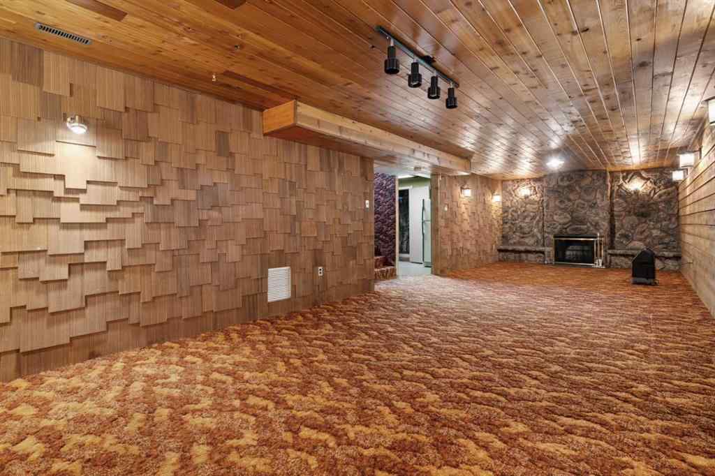 MLS&reg; # A2267735 - 9124 167 Street NW in West Meadowlark Park Edmonton, Residential Open Houses