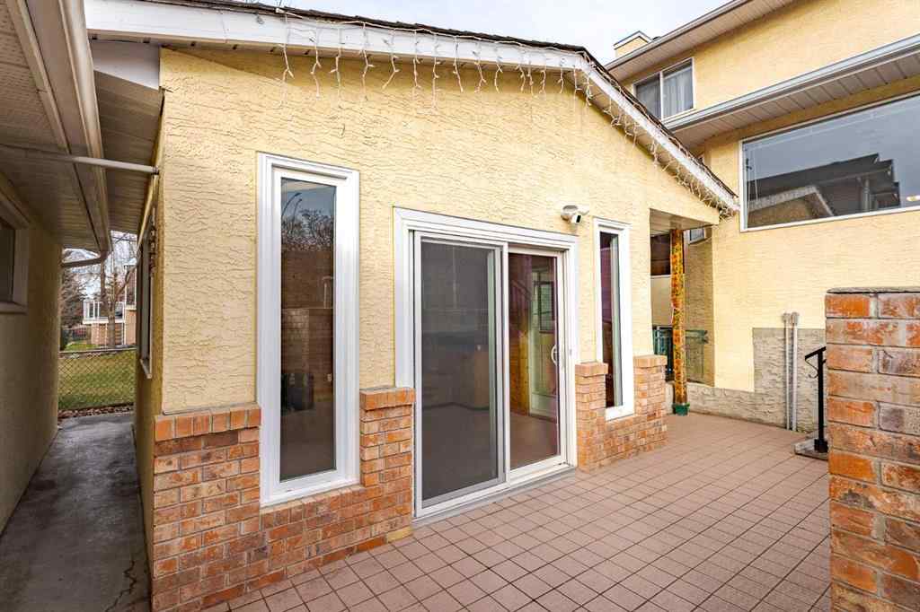 MLS® A2267736 - 301 Riverview Green  in Riverview Cochrane, Residential