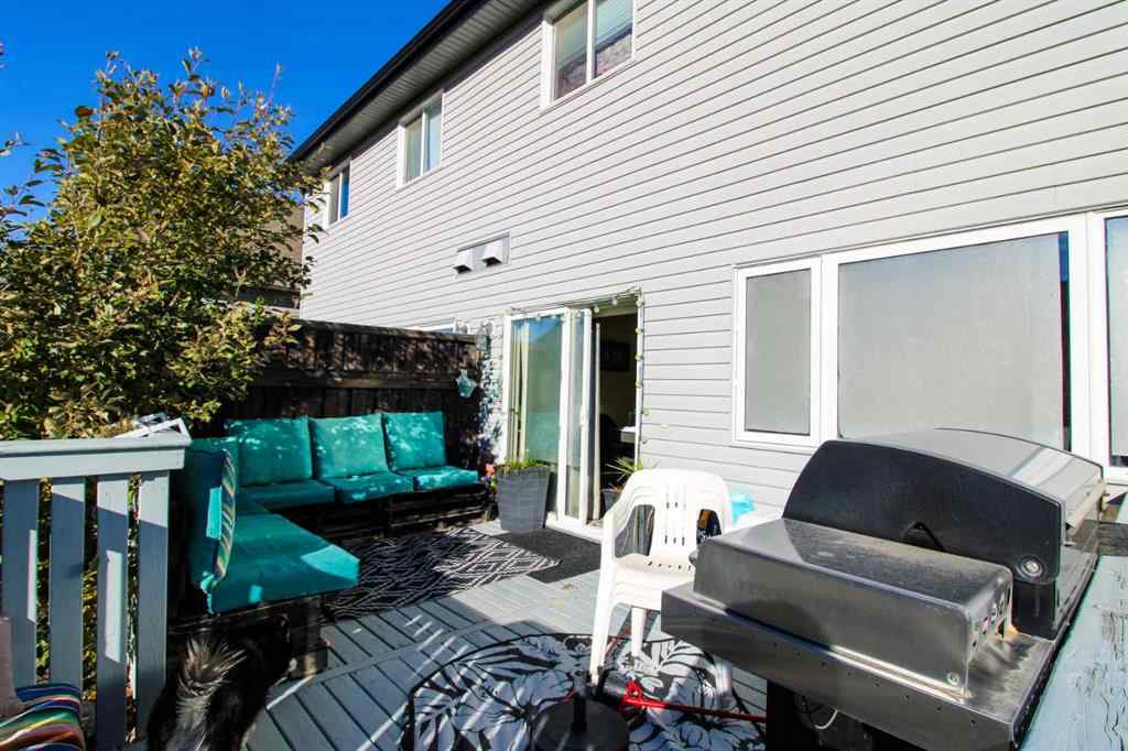 MLS® A2267741 - 701 Silkstone Close W in Copperwood Lethbridge, Residential