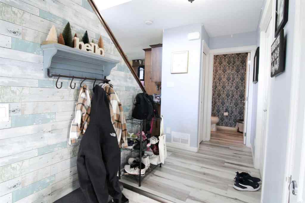 MLS® A2267741 - 701 Silkstone Close W in Copperwood Lethbridge, Residential