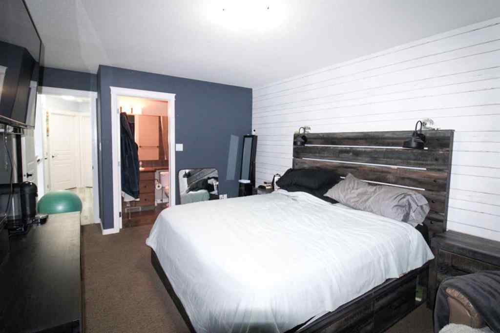 MLS® A2267741 - 701 Silkstone Close W in Copperwood Lethbridge, Residential