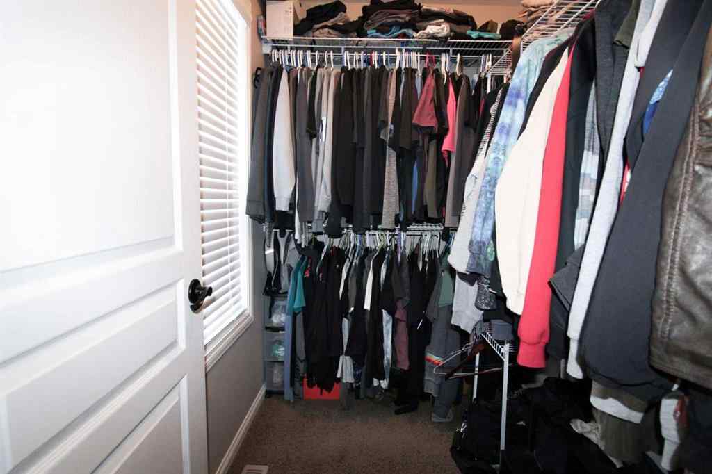 MLS® A2267741 - 701 Silkstone Close W in Copperwood Lethbridge, Residential