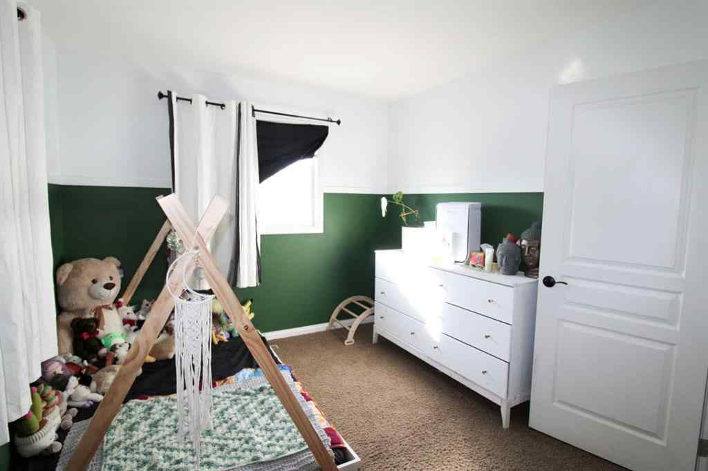 MLS® A2267741 - 701 Silkstone Close W in Copperwood Lethbridge, Residential