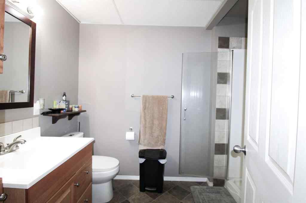 MLS® A2267741 - 701 Silkstone Close W in Copperwood Lethbridge, Residential