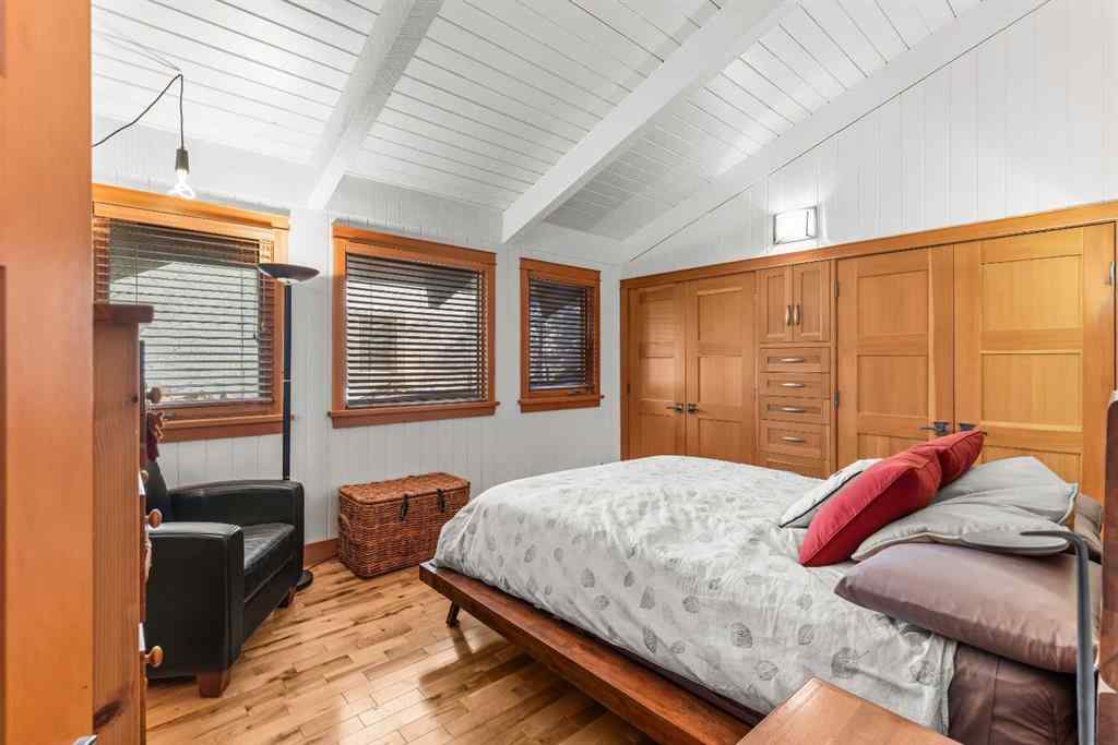 MLS® A2267743 - 347 Muskrat Street  in NONE Banff, Residential