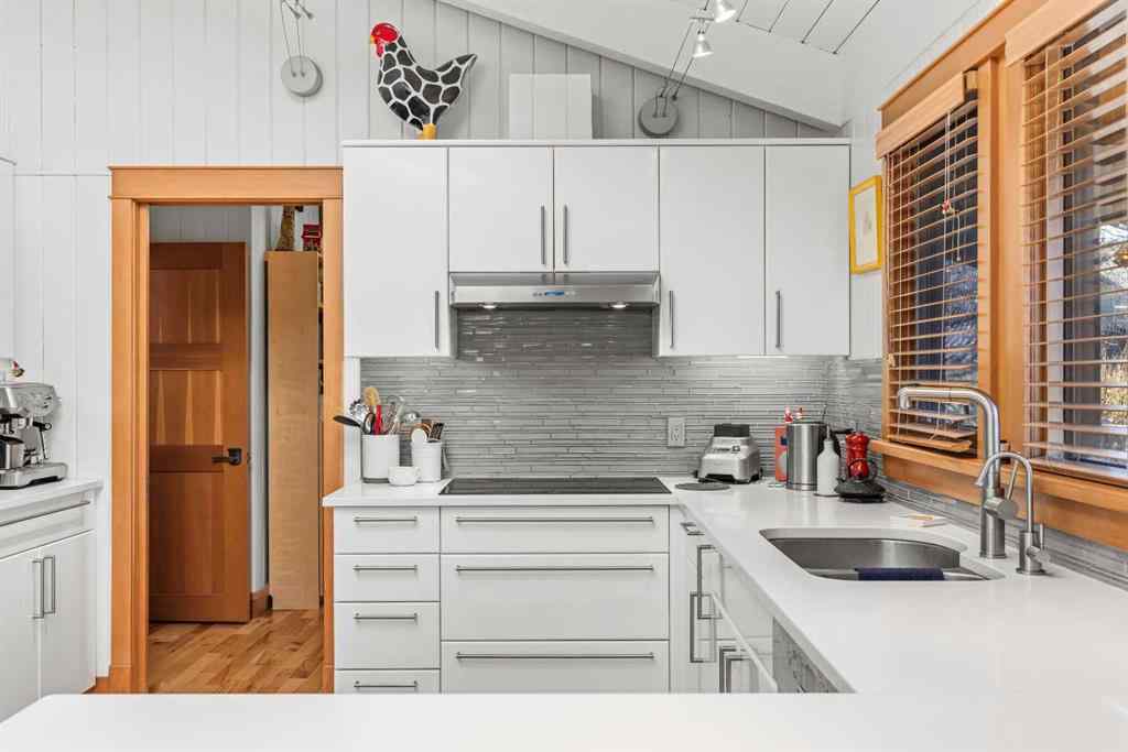 MLS® A2267743 - 347 Muskrat Street  in NONE Banff, Residential