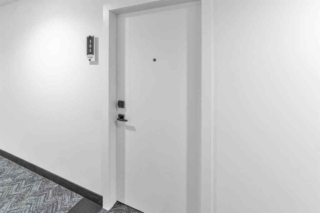 MLS® A2267745 - Unit #305 110 18A Street NW in West Hillhurst Calgary, Residential