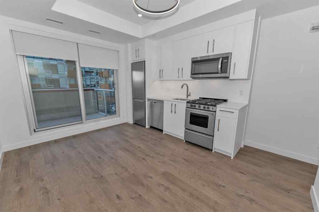 MLS® A2267745 - Unit #305 110 18A Street NW in West Hillhurst Calgary, Residential