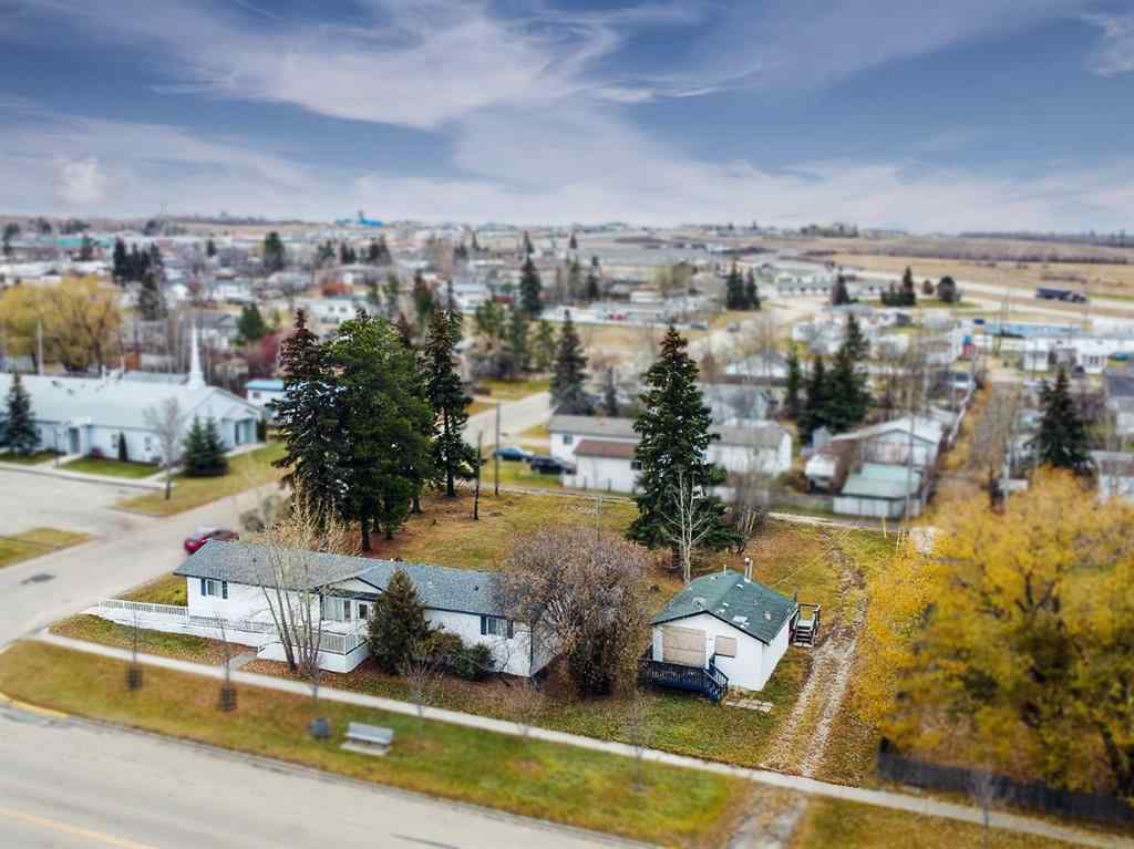 MLS® A2267746 - 5302, 5304 & 5306 50 Avenue  in NONE Valleyview, Commercial