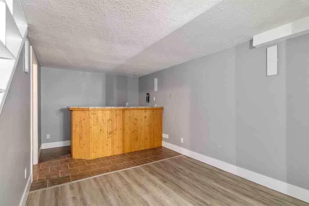MLS® A2267752 - 109 Rosslyn Street  in Thickwood Fort McMurray, Residential