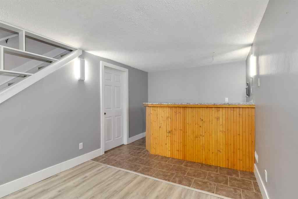 MLS® A2267752 - 109 Rosslyn Street  in Thickwood Fort McMurray, Residential